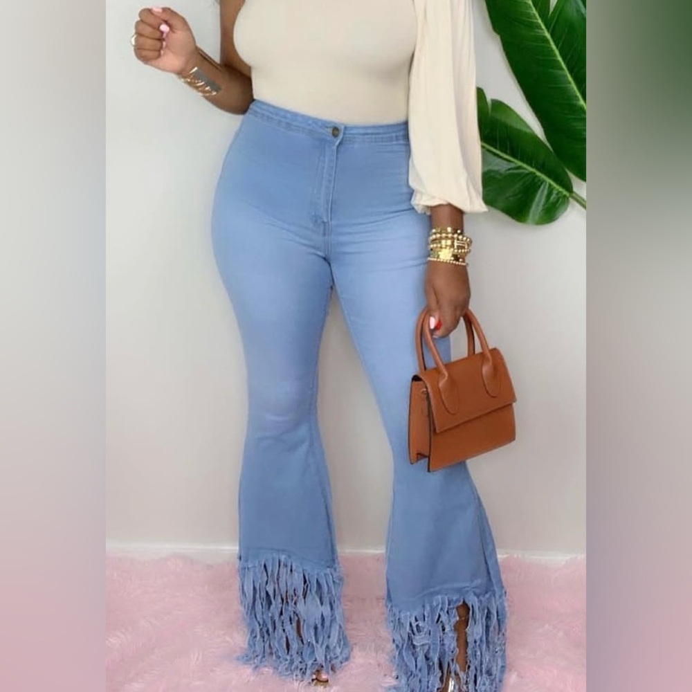 Blue shredded bell bottoms/flare legs